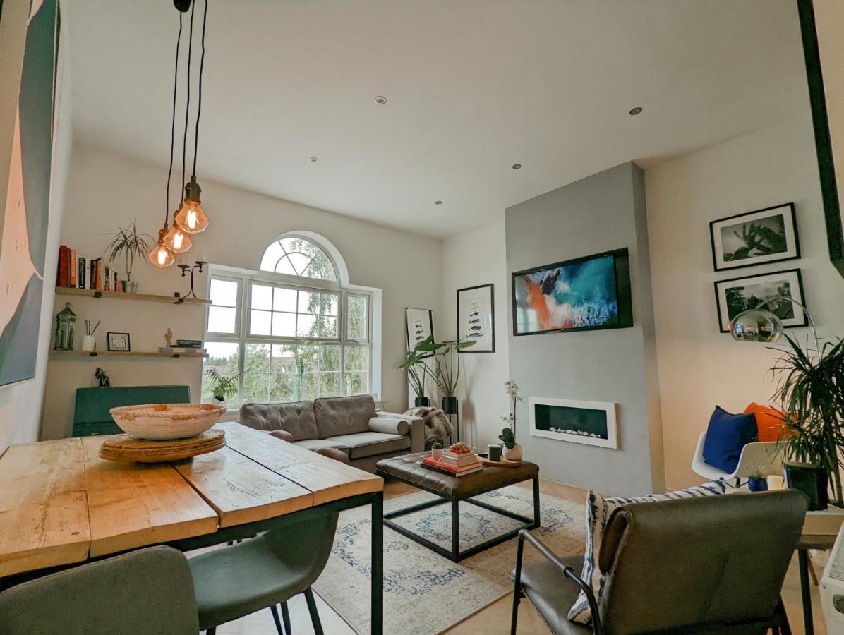 Spacious, Mid-Century 1 Bedroom Apartment Quedgeley Екстер'єр фото